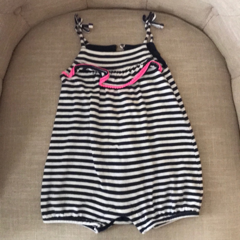 Baby GAP Girl’s Striped Onesie. 12-18 M.
